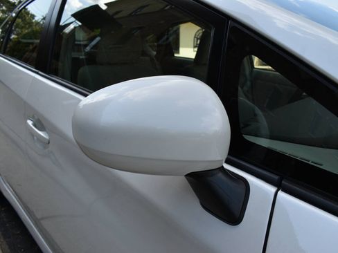 Used 2015 Toyota Prius Two FWD image 38