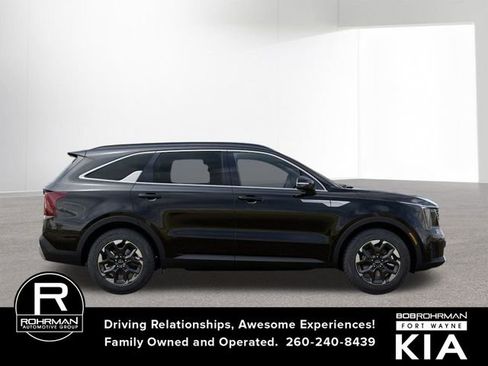 New 2026 Kia Sorento S image 8