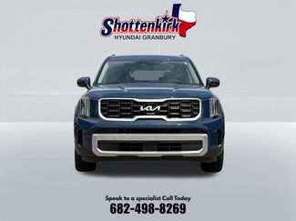 Used 2024 Kia Telluride S FWD video 2