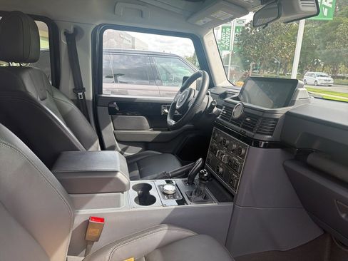 Used 2024 INEOS Grenadier Fieldmaster Edition image 4