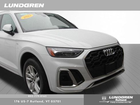 Used 2023 Audi Q5 2.0T Premium w/ Convenience Package image 50