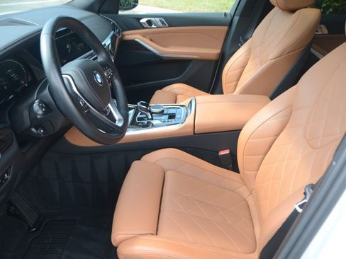 Used 2023 BMW X5 xDrive40i w/ Premium Package AWD/4WD image 11