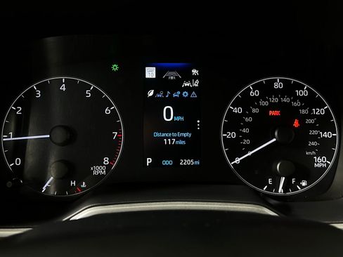 Certified 2025 Toyota Corolla SE w/ SE Package image 15