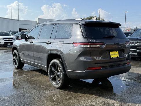 New 2025 Jeep Grand Cherokee L Altitude RWD image 5