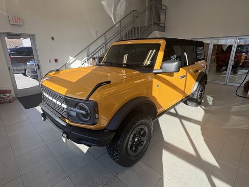 Used 2021 Ford Bronco Badlands image 11