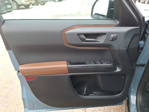 Used 2024 Ford Bronco Sport Outer Banks w/ Tech Package image 7