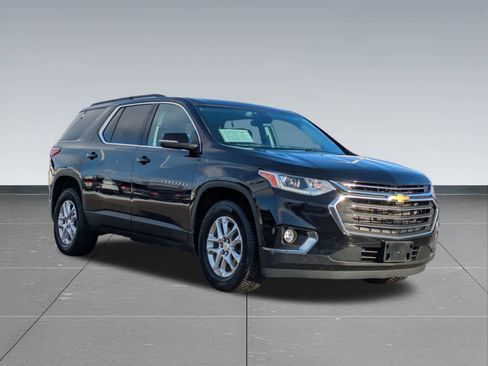 Used 2021 Chevrolet Traverse LT image 8
