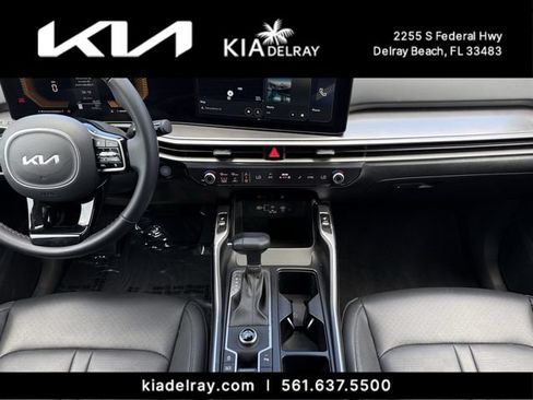 Used 2025 Kia Sorento EX w/ Panoramic Sunroof Package FWD image 13