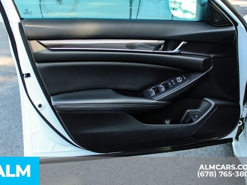 Used 2022 Honda Accord Sport image 36