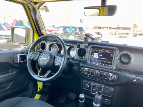 Used 2022 Jeep Wrangler Unlimited Sport AWD/4WD image 30