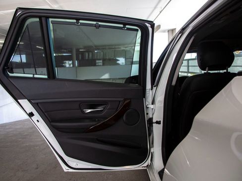 Used 2014 BMW 328d xDrive Wagon image 17