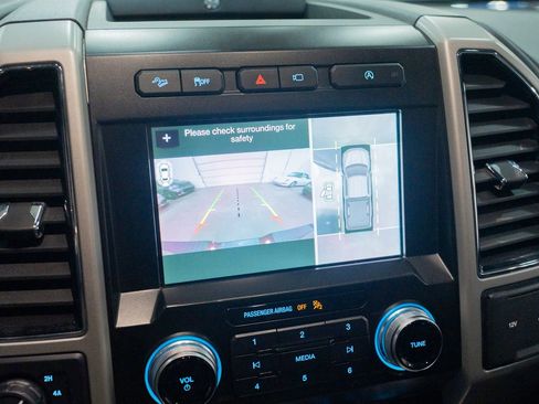 Used 2019 Ford F150 Lariat w/ Equipment Group 502A Luxury image 44