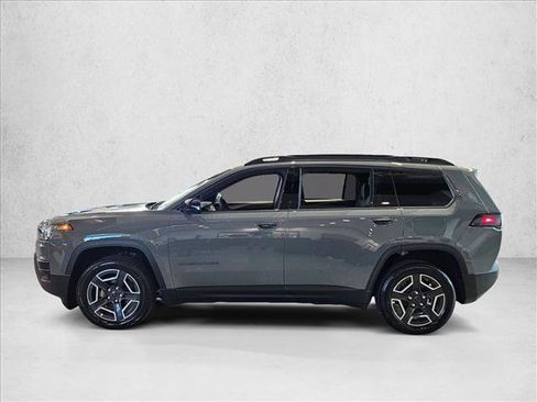 New 2026 Jeep Cherokee Laredo AWD/4WD image 5