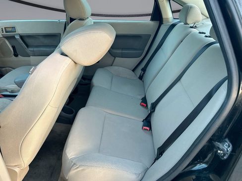Used 2010 Ford Focus S FWD image 22