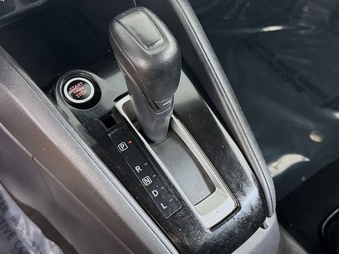 Used 2020 Nissan Versa S image 20