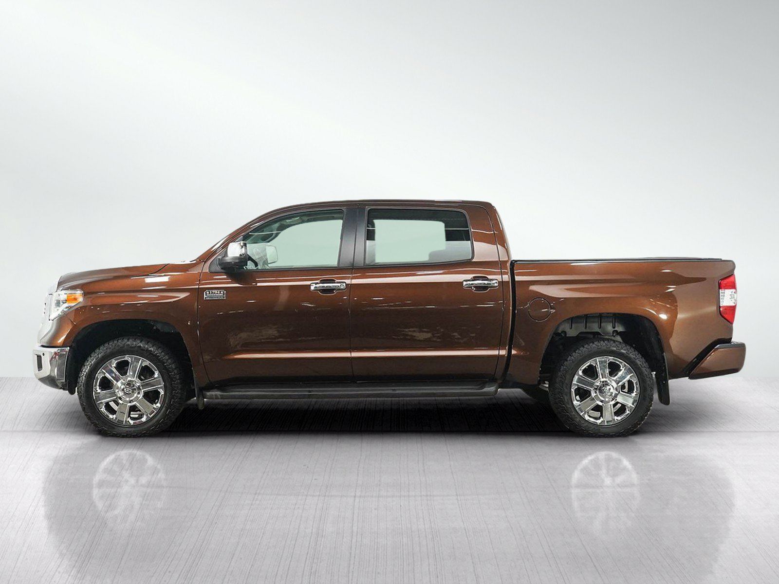 Used 2016 Toyota Tundra 1794 Edition AWD/4WD image 2