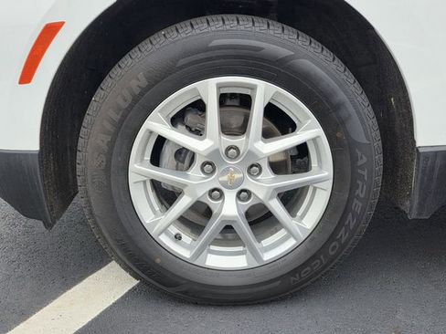 Used 2023 Chevrolet Equinox LT AWD/4WD image 30