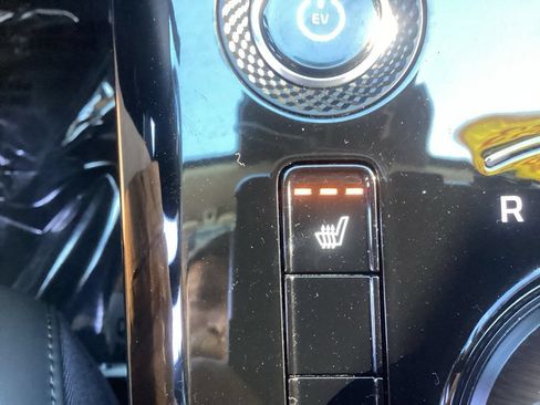 Used 2023 Kia Niro Wind FWD image 29