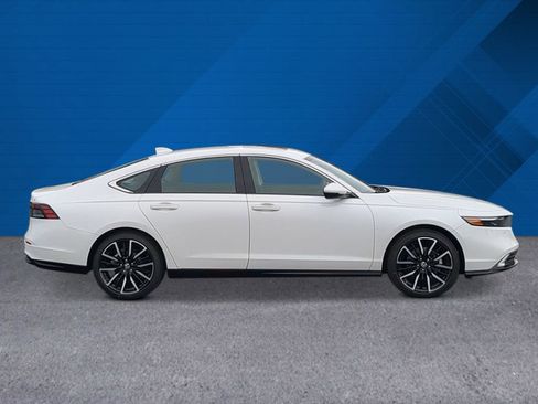 New 2026 Honda Accord Touring image 2