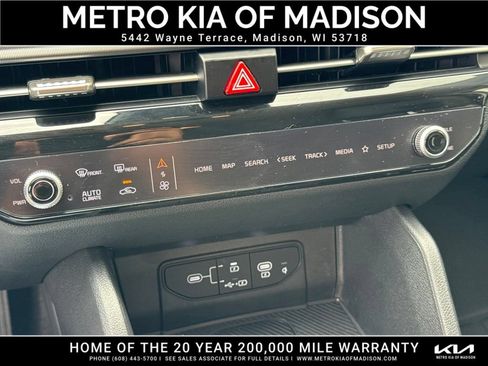 Used 2026 Kia Sportage EX FWD image 24