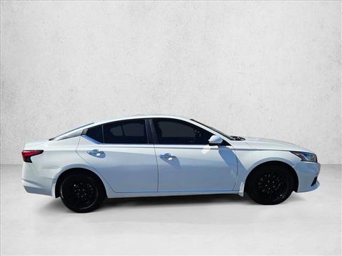 Used 2019 Nissan Altima 2.5 S image 4