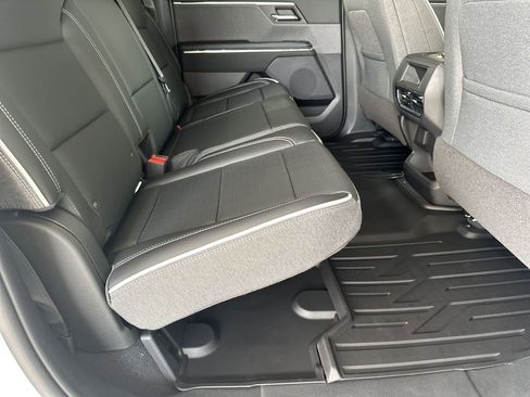 New 2026 GMC Sierra EV Elevation w/ LPO, Elevation Dark Package image 33