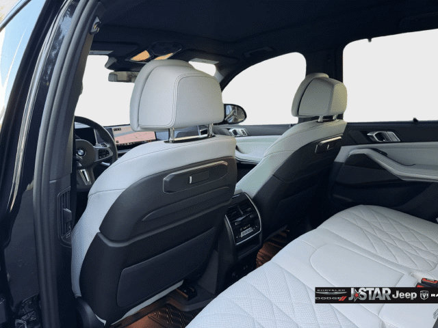 Used 2026 BMW X5 M60i w/ Executive Package AWD/4WD image 26