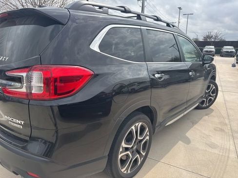 Used 2024 Subaru Ascent Touring image 3