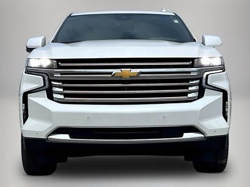 Used 2023 Chevrolet Tahoe High Country AWD/4WD image 3