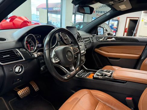 Used 2017 Mercedes-Benz GLE 43 AMG 4MATIC Coupe w/ Parking Assist Package image 28