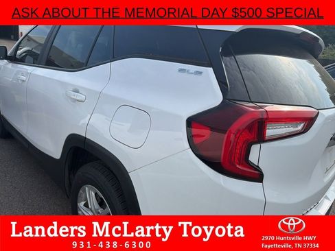 Used 2022 GMC Terrain SLE w/ Driver Convenience Package FWD image 7