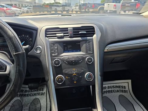 Used 2019 Ford Fusion S FWD image 19