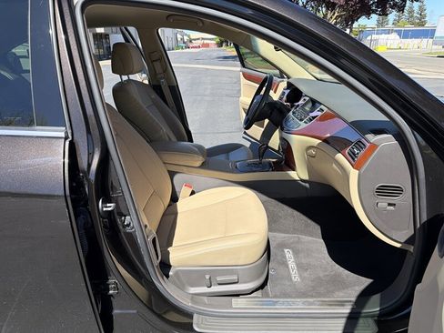 Used 2014 Hyundai Genesis 3.8 image 39