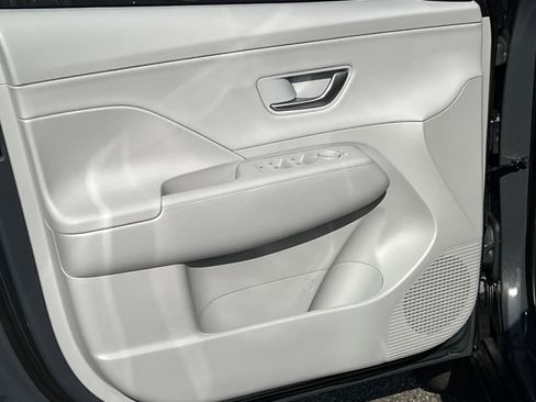 New 2026 Hyundai Elantra Limited image 11