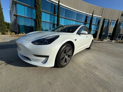 Used 2023 Tesla Model 3 Long Range image 10