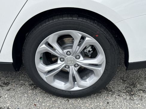 Used 2026 Honda Accord LX image 12
