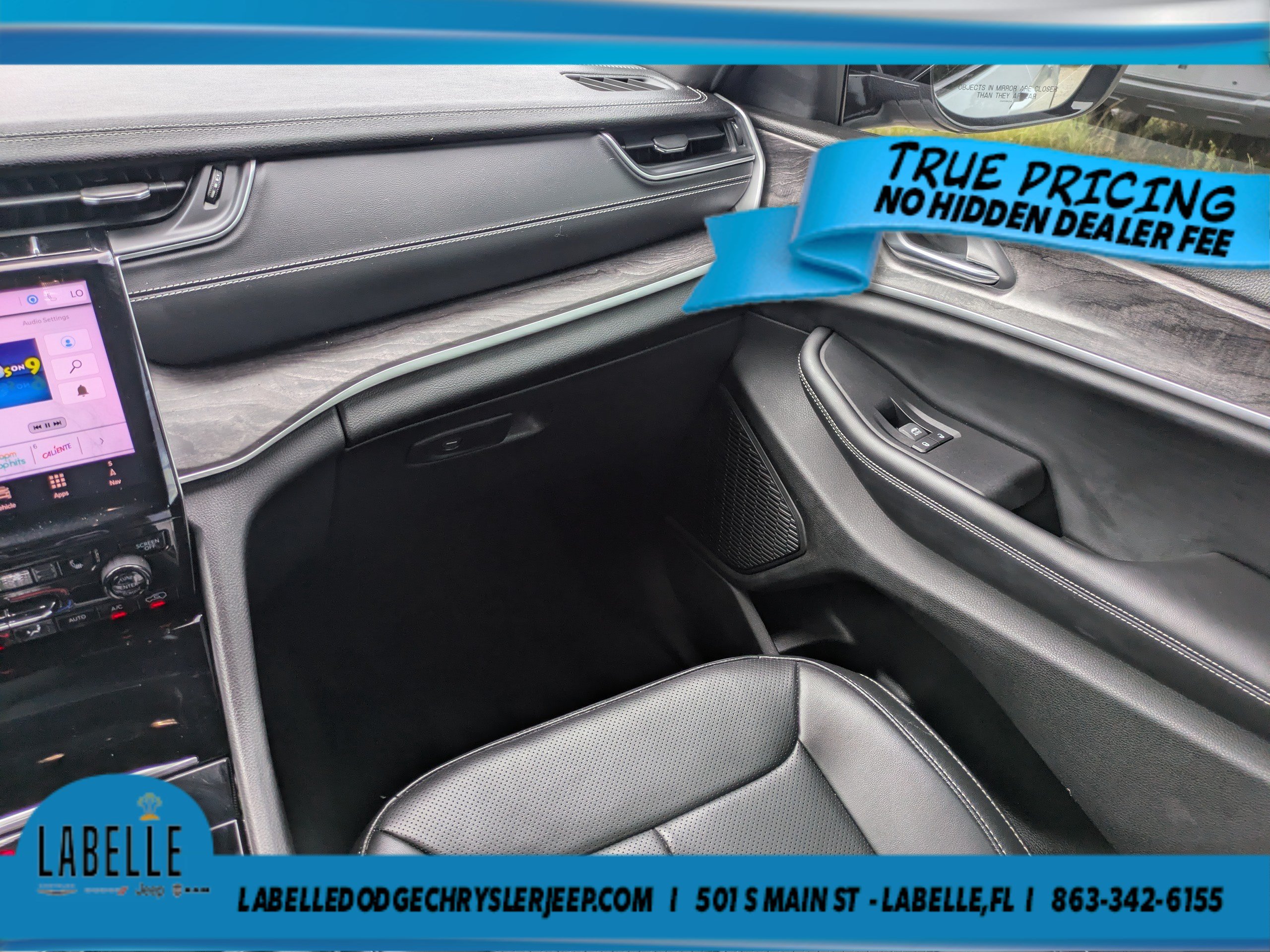 Used 2024 Jeep Grand Cherokee L Limited w/ Luxury Tech Group II AWD/4WD image 16
