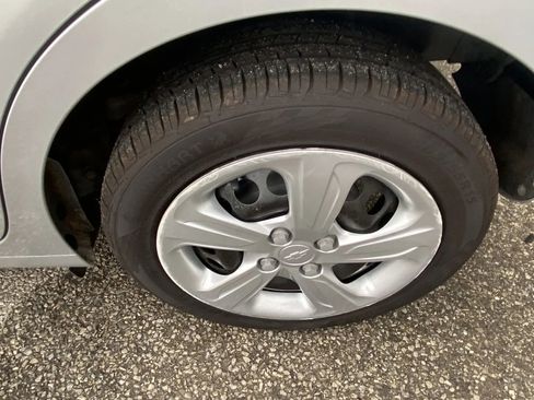 Used 2022 Chevrolet Spark LS FWD image 20