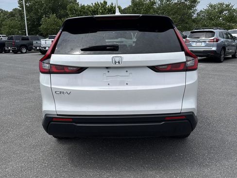 Used 2024 Honda CR-V EX image 5