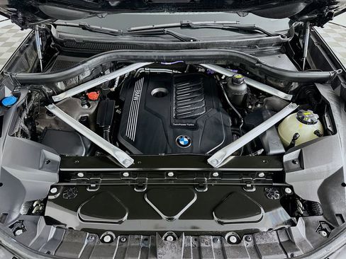 Certified 2022 BMW X7 xDrive40i w/ Premium Package image 32