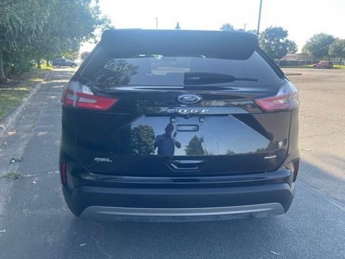 Used 2023 Ford Edge SEL w/ Convenience Package AWD/4WD image 4