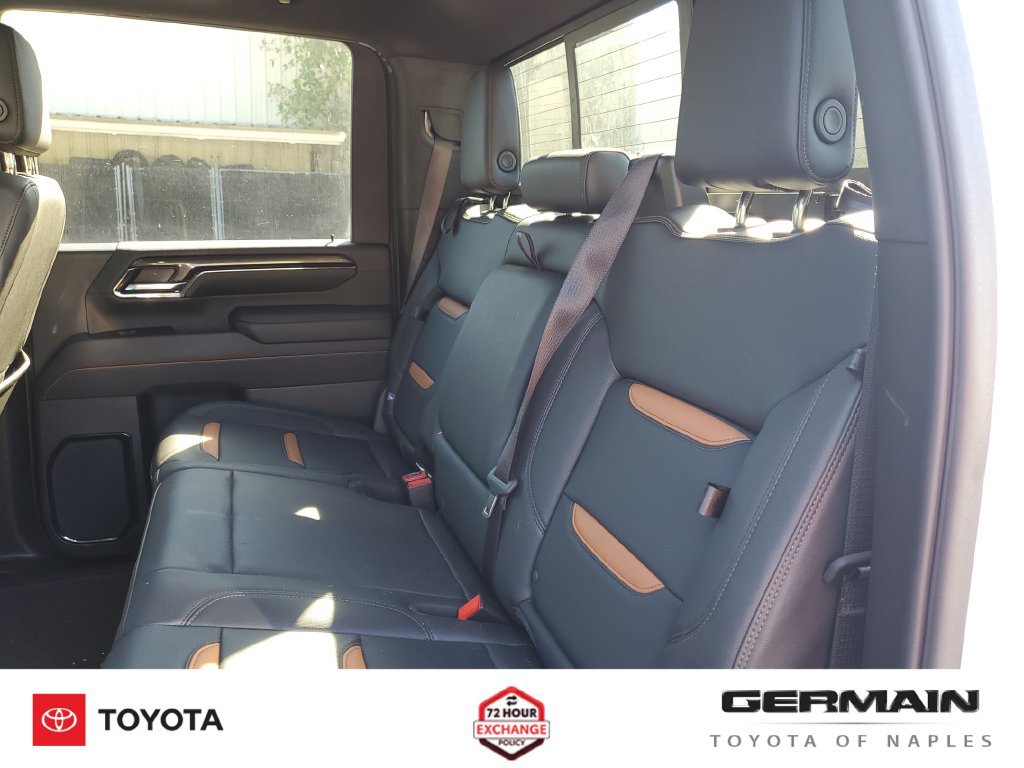 Used 2024 GMC Sierra 2500 AT4 w/ AT4 Premium Plus Package AWD/4WD image 21