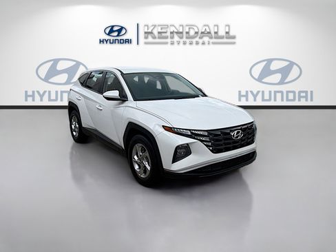 Used 2024 Hyundai Tucson SE FWD image 1