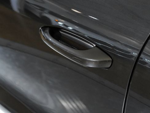 Used 2023 Porsche Cayenne Platinum Edition AWD/4WD image 42