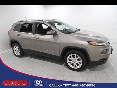Used 2017 Jeep Cherokee Latitude w/ Cold Weather Group