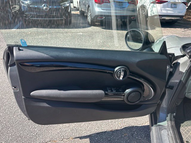Used 2019 MINI Cooper Convertible w/ Signature Upholstery Package FWD image 10
