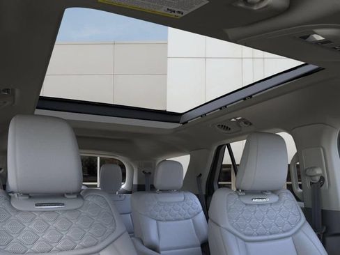 New 2026 Ford Explorer Platinum w/ LUX Leather Package AWD/4WD image 22