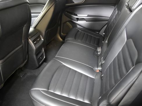 Used 2024 Ford Edge SEL AWD/4WD image 32