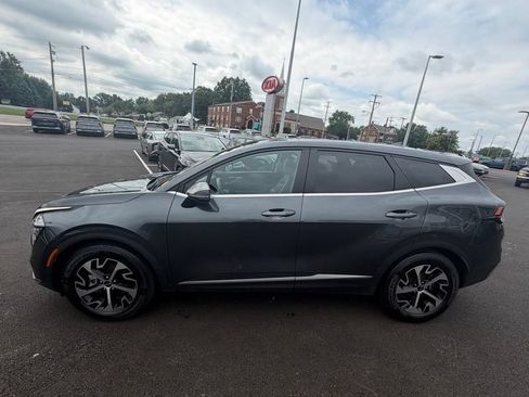 Used 2024 Kia Sportage EX FWD image 4