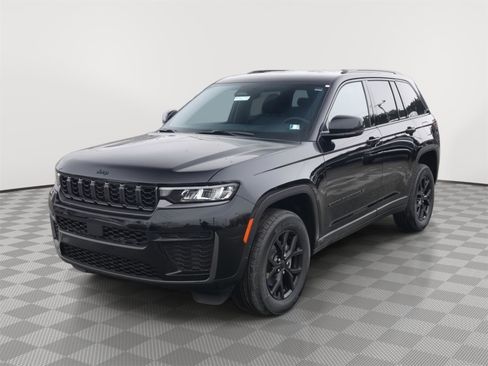 New 2026 Jeep Grand Cherokee Altitude image 1